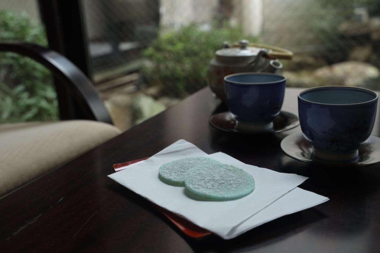Daibutsu Ryokan Такаока Экстерьер фото