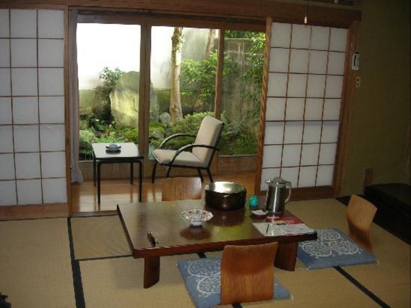 Daibutsu Ryokan Такаока Экстерьер фото
